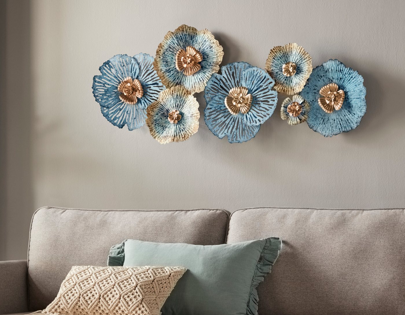 OTTO home Wanddekoobjekt Blüten, Wanddeko, aus Metall, bestehend aus 7 Blüten – Bild 5 von 5