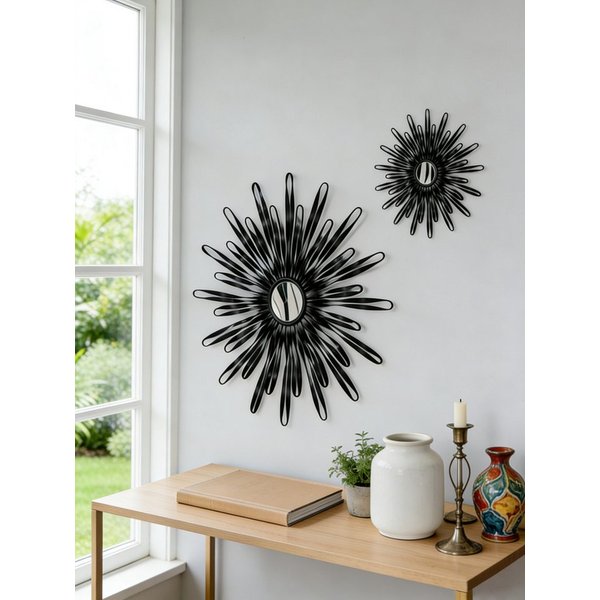 OTTO home Wanddekoobjekt Sonne, im 2er Set: 35 und 46cm (2er-Set, in schwarz, gold-oder silberfarben), Wanddekoration aus Metall mit kleinem Spiegel in der Mitt