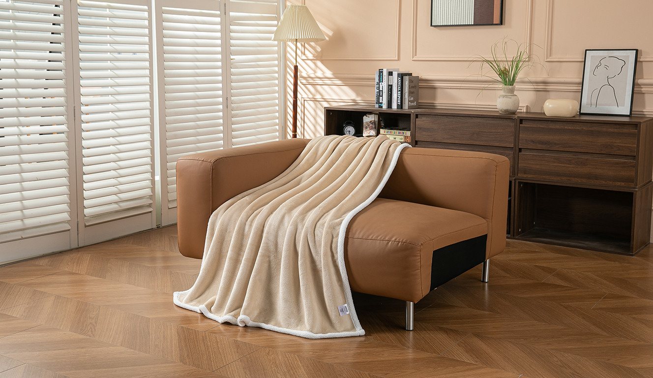 Wohndecke Sennu, Kuscheldecke, Teddy, erstklassige Tagesdecke, OTTO home, 420g/m², flauschige, Wohndecke mit Teddyoptik, Tagesdecke – Bild 4 von 5