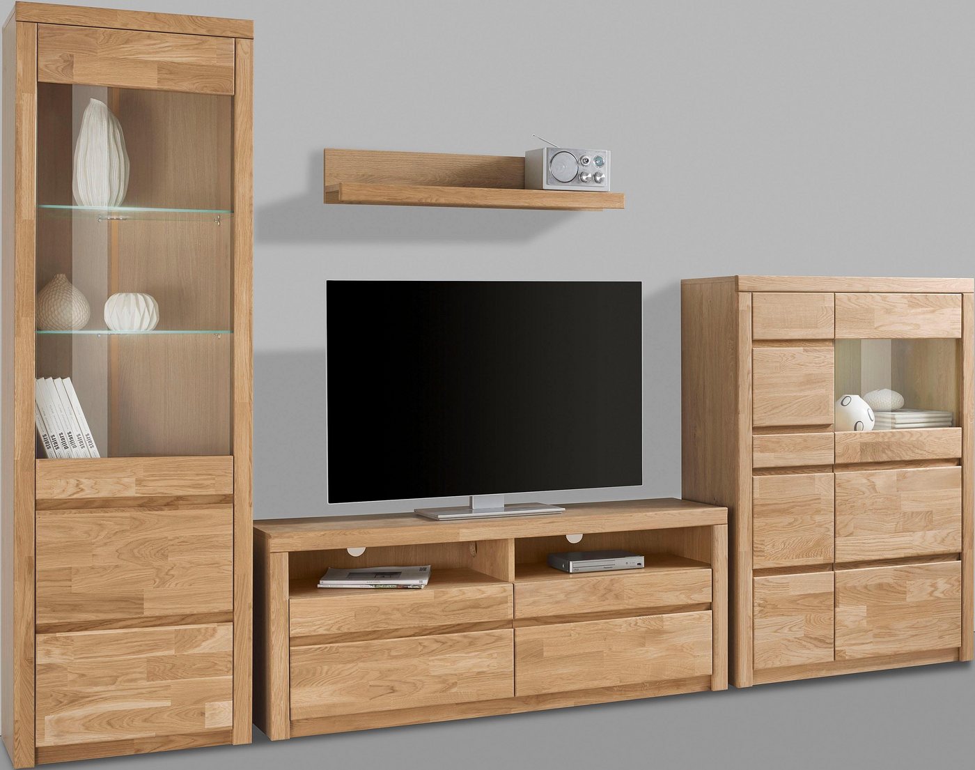 OTTO home Wohnwand Silkeborg: 4-teilig, Breite: 290cm, Griffmulden, Fronten Massivholz, (Set, 4-St., Set besteht aus 1 Vitrine, 1 Lowboard, 1 Wandregal und 1 Hi – Bild 2 von 5