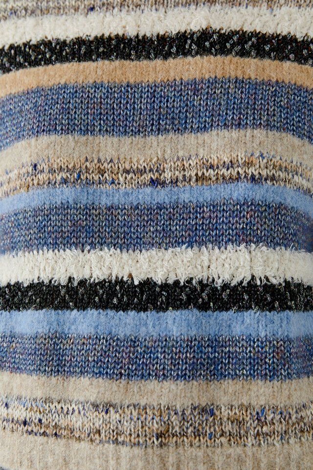 Oui Pullover & Shorts – Bild 4 von 5