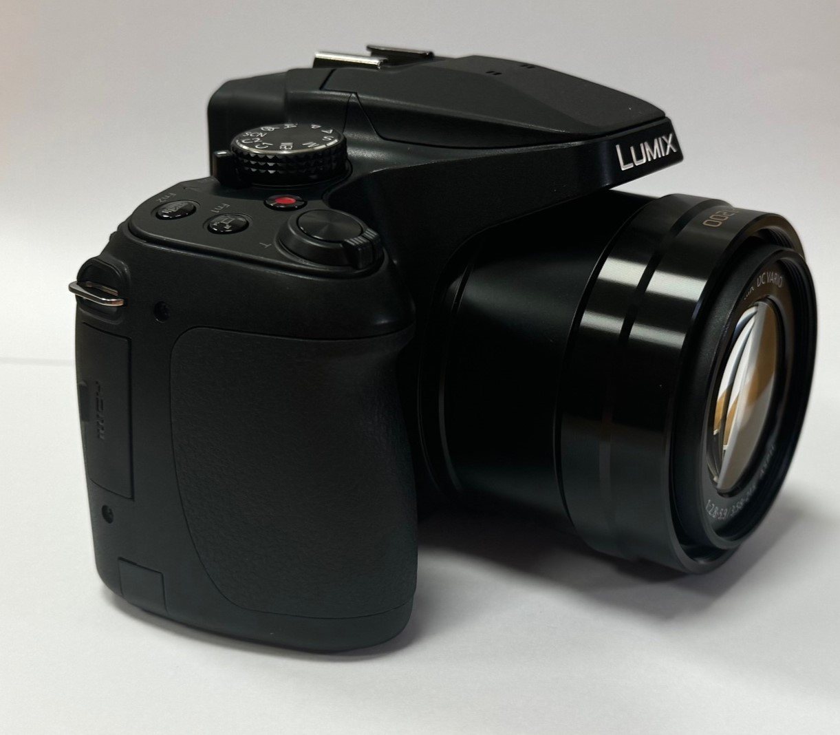 Panasonic DC-FZ82D schwarz Digitalkamera Systemkamera – Bild 2 von 5