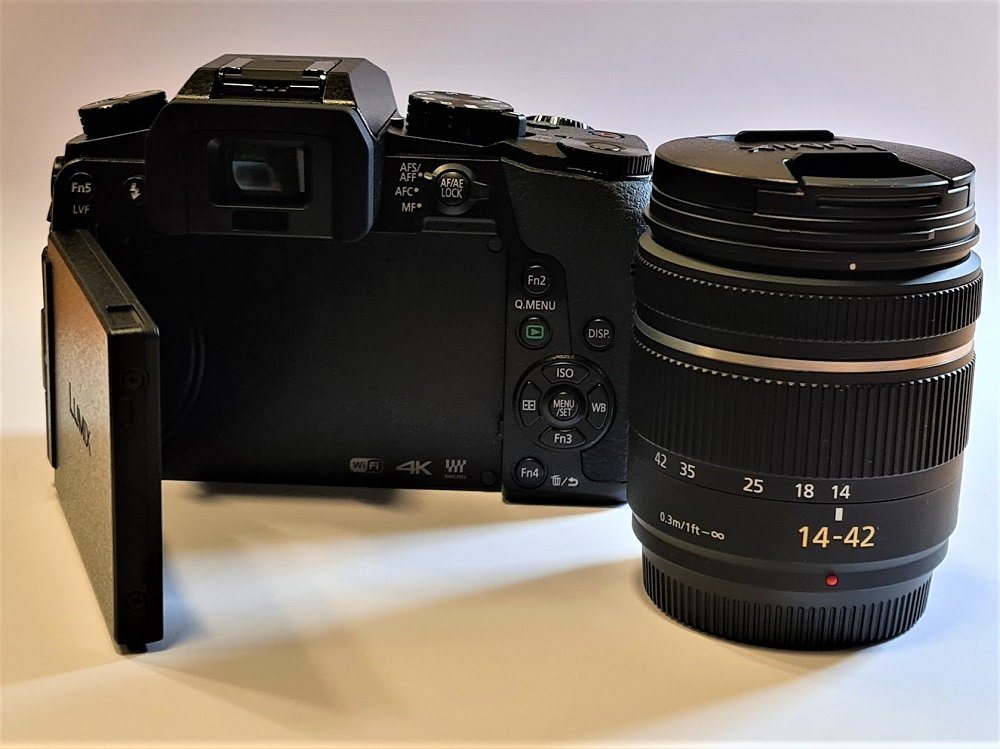 Panasonic LUMIX G DMC-G70KAEGK + 14-42 mm Set Angebot Systemkamera – Bild 2 von 5