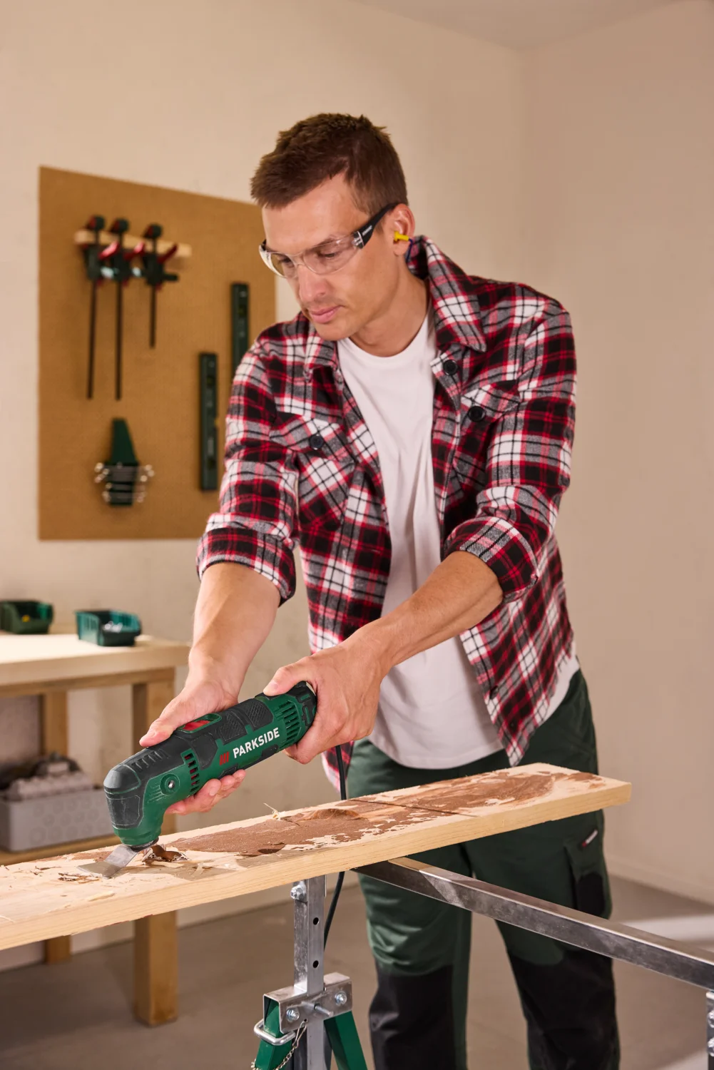 PARKSIDE® Multifunktionswerkzeug »PMFW 250 A1« – Bild 2 von 4