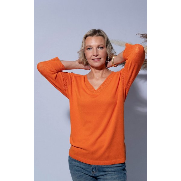 Passioni 3/4 Arm-Pullover mit perforierten V-ausschnitt Perforierte Ärmel