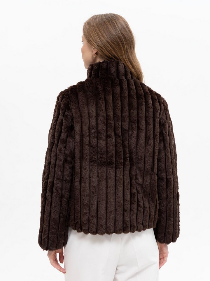 Passioni Fellimitatjacke in Stepp-Optik – Bild 5 von 5