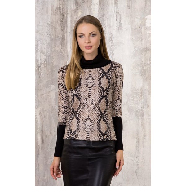 Passioni Strickpullover mit Rollkragen und Schlangenprint