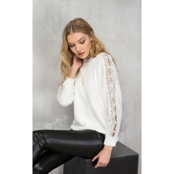 Passioni Strickpullover Pullover mit auffälliger Spitze U-Boot Ausschnitt