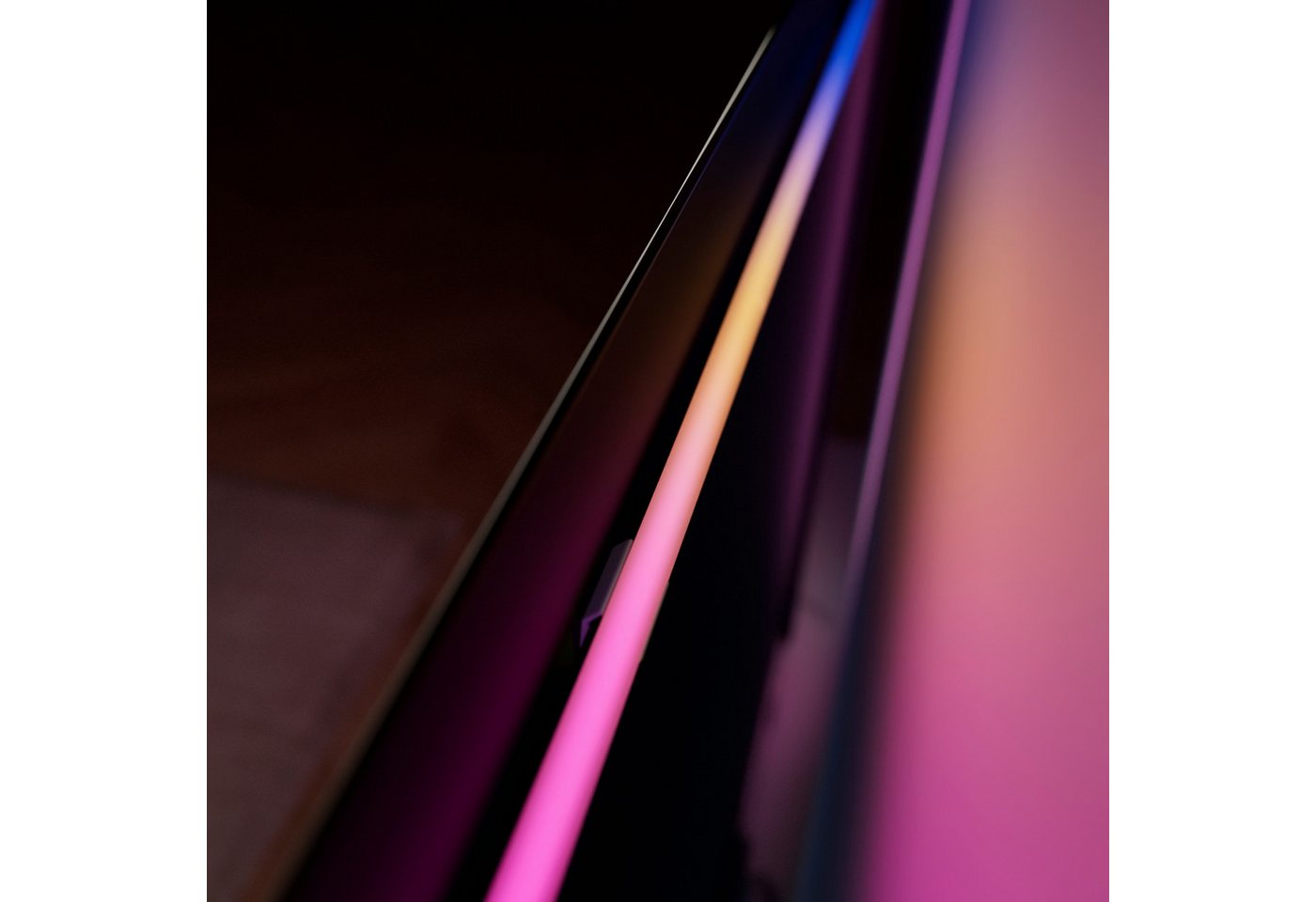 Philips Hue LED-Streifen Play Gradient Lightstrip Pro wahlweise für 65/85/100 Zoll TV, Zuschneidbar, RGBWWIC, weiche Farbverläufe, TV-Synchronisation – Bild 4 von 5
