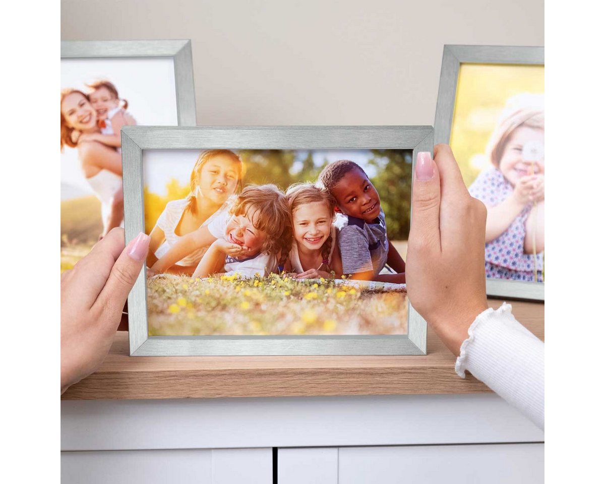 PHOTOLINI Bilderrahmen 3er Set modern mit bruchsicherem Acrylglas, Holz MDF, Fotos & Poster, für 3 Bilder (3er Set), Posterrahmen 15x20 cm zum Aufhängen & Aufst – Bild 4 von 5