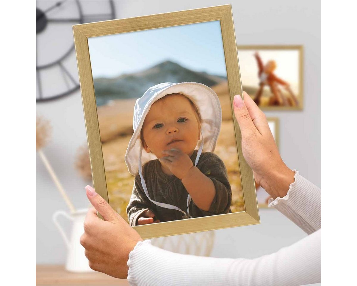 PHOTOLINI Bilderrahmen modern mit bruchsicherem Acrylglas, Holz MDF für Fotos & Poster, für 1 Bilder (1 Einzelrahmen), Posterrahmen 20x25 cm zum Aufhängen & Auf – Bild 2 von 5