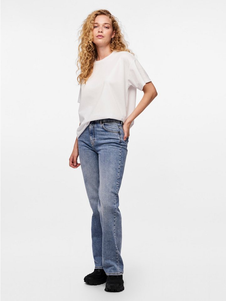 pieces Kurzarmshirt PCSKYLAR SS OVERSIZED TEE NOOS – Bild 5 von 5