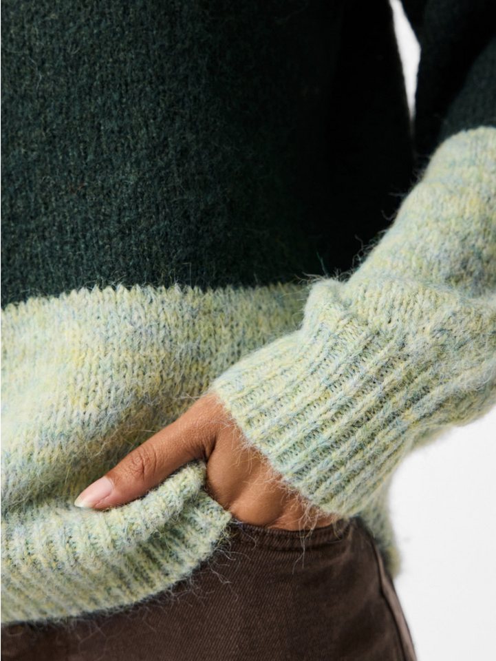 pieces Rundhalspullover PCIVY LS O-NECK COLOR BLOCK KNIT PWP BC Colorblock Design – Bild 3 von 5
