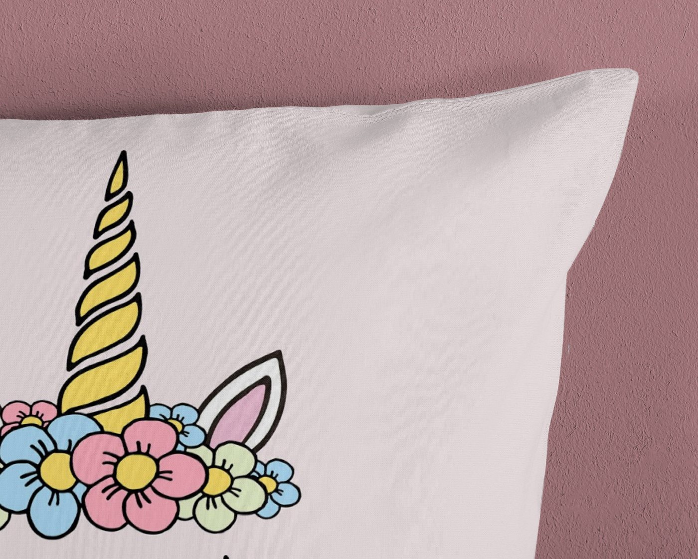 PURE luxury collection Kinderbettwäsche Mandy, Microfaser, 2 teilig, Mikrofaser, 135x200, pflegeleicht, Wende, Mädchen, Einhorn, Regenbogen – Bild 4 von 4