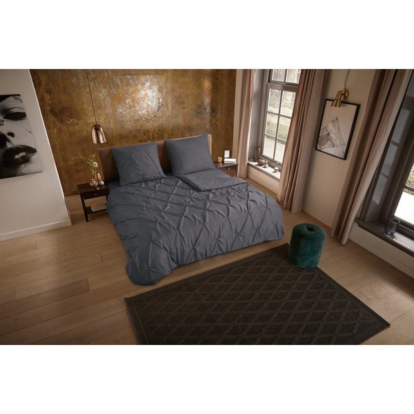 PURE luxury collection Wendebettwäsche Elegence, Microfaser, 2 teilig, Mikrofaser, Uni, Stickerei, luxuriöse Falten, Reißverschluss