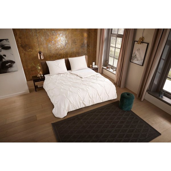 PURE luxury collection Wendebettwäsche Elegence, Microfaser, 3 teilig, Mikrofaser, Uni, Stickerei, luxuriöse Falten, Reißverschluss