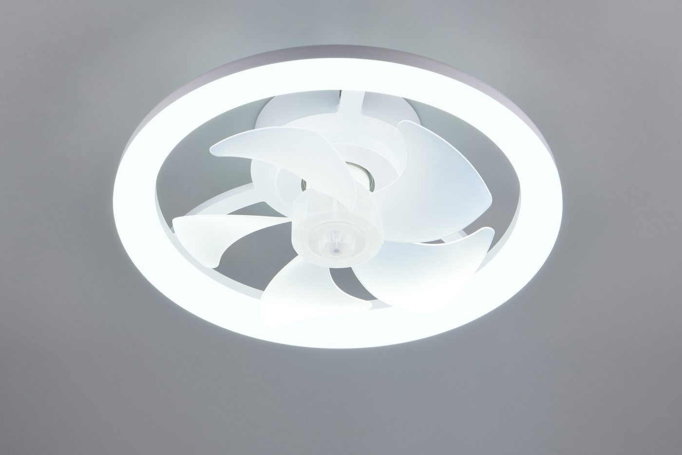 Reality Leuchten LED Deckenleuchte PAJALA mit Ventilator, Deckenventilator mit Licht, 22W LED CCT Ø 40cm, CCT - über Fernbedienung, Dimmfunktion, Fernbedienung, – Bild 4 von 5