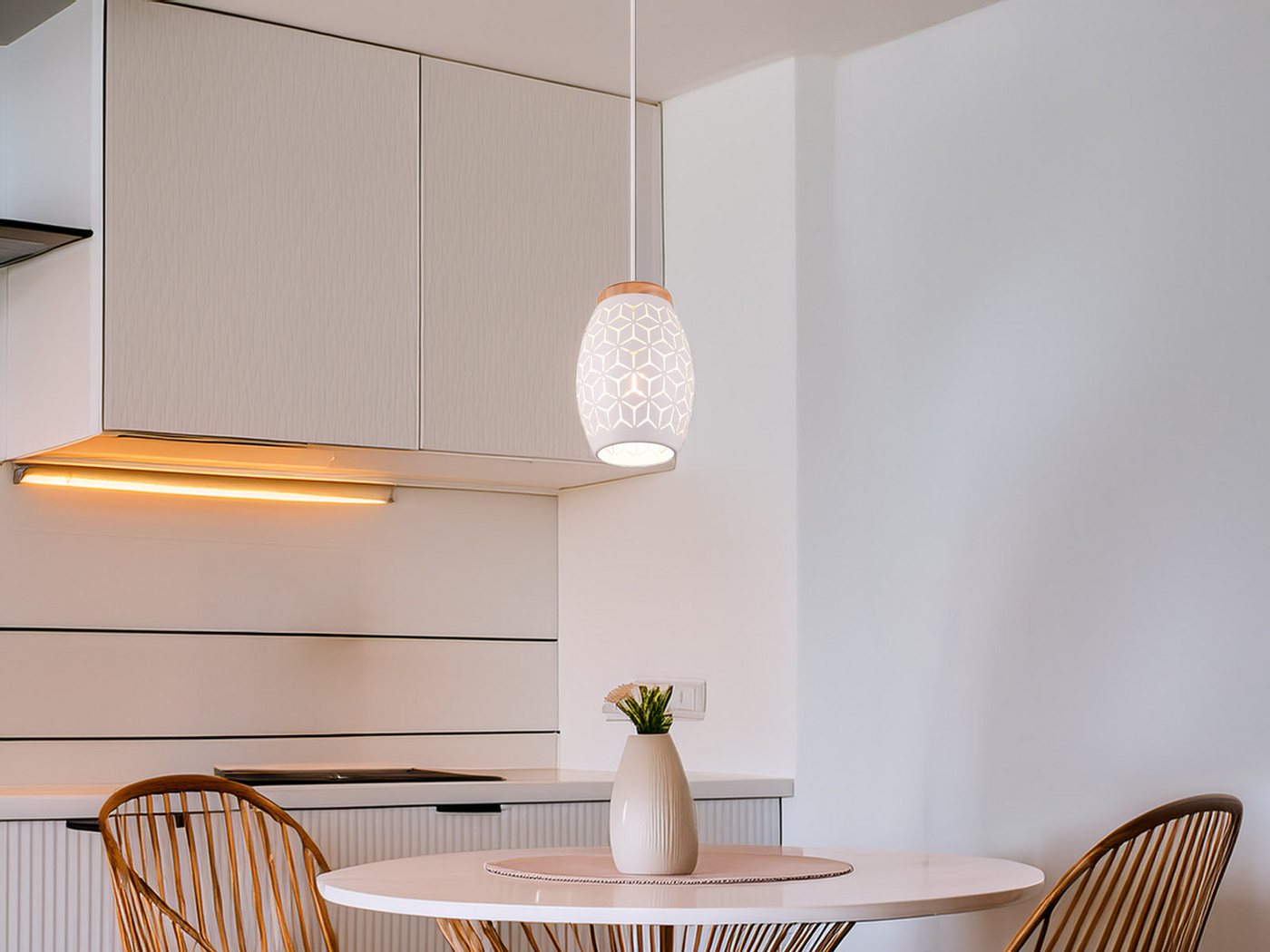 Reality Leuchten LED Pendelleuchte einflammig mit Dekorstanzung Ø 15cm, dimmbar, LED wechselbar, warmweiß, kleine Esstisch-Lampe, Schlafzimmer Bett hängend inkl – Bild 2 von 5
