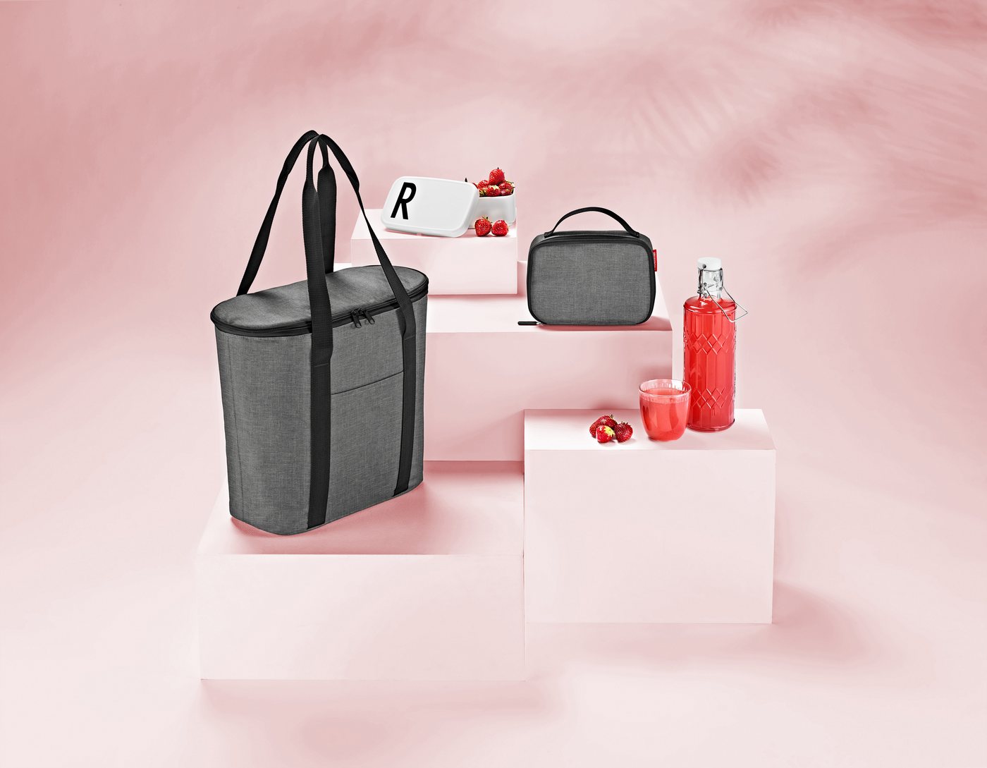 REISENTHEL® Kühltasche thermocase, Kompakte Kühltasche mit Thermofutter, Reißverschluss und Tragegriff – Bild 3 von 5
