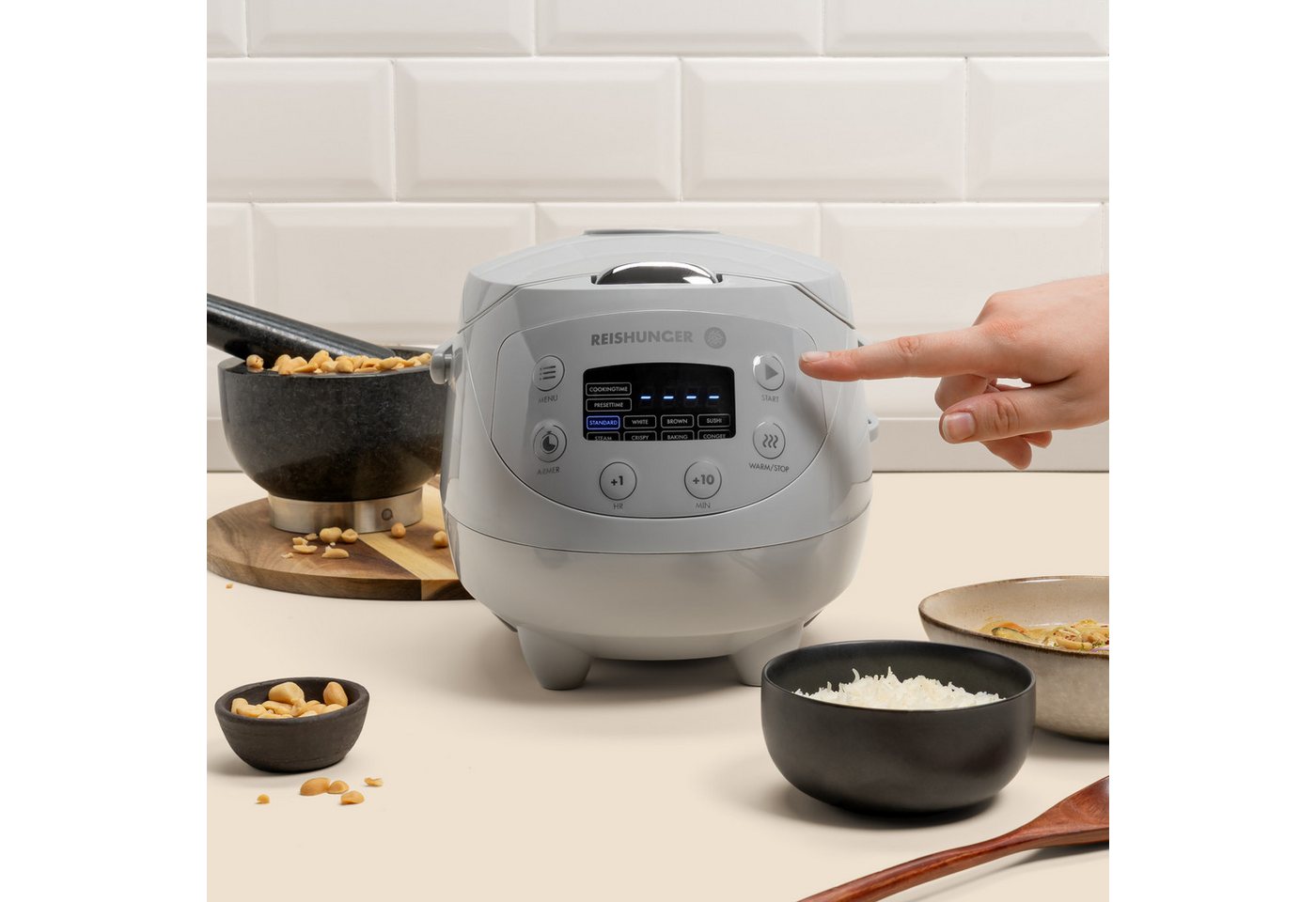 Reishunger Reiskocher Digital Mini – 0,6 L – Multikocher – 8 Programme – Keramikbeschichtung, 350 W, Dämpfeinsatz, Messbecher, Reislöffel, Timer- und Warmhaltef – Bild 5 von 5
