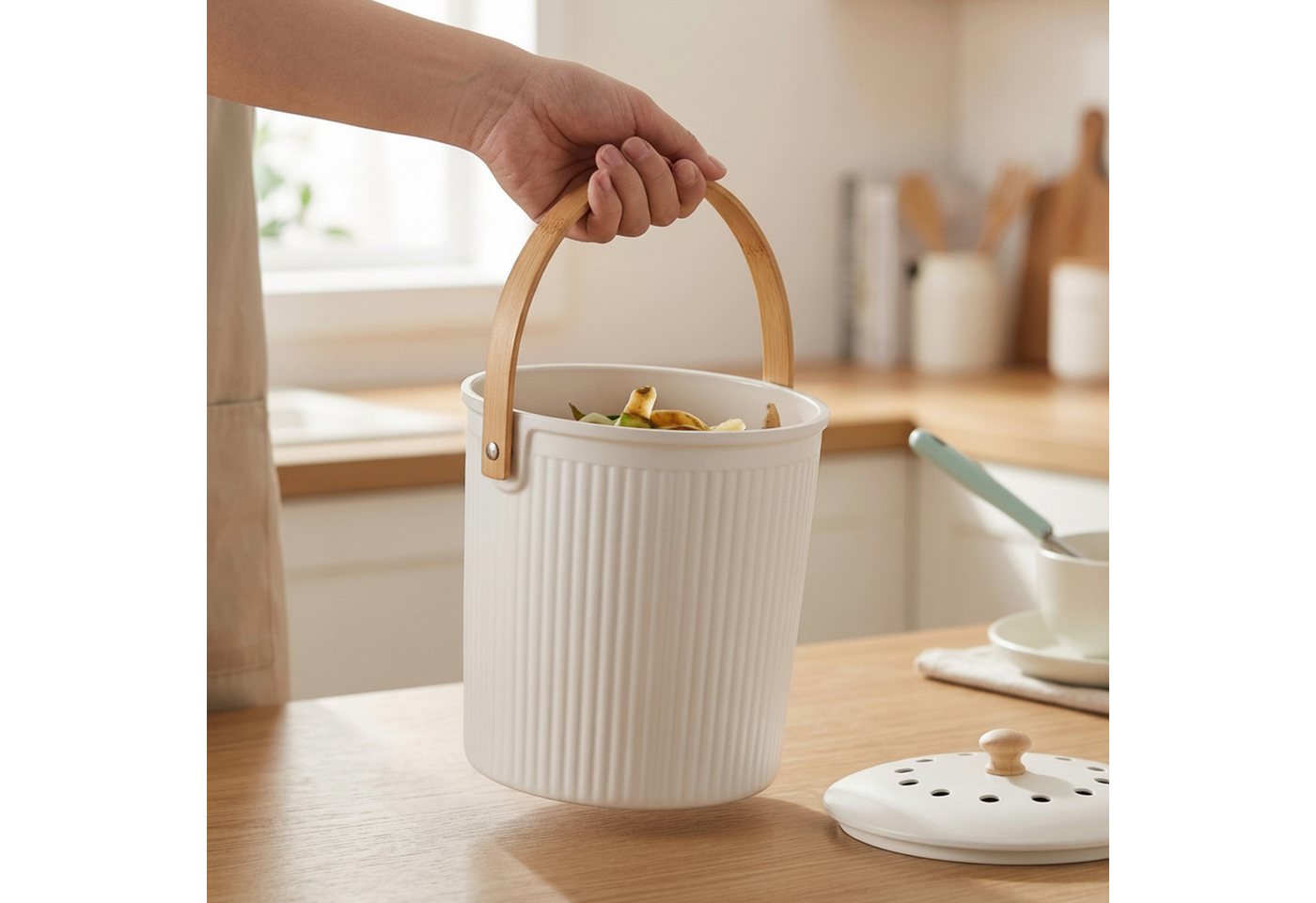 relaxdays Biomülleimer Runder Komposteimer Küche 5,6 Liter, weiß – Bild 3 von 5
