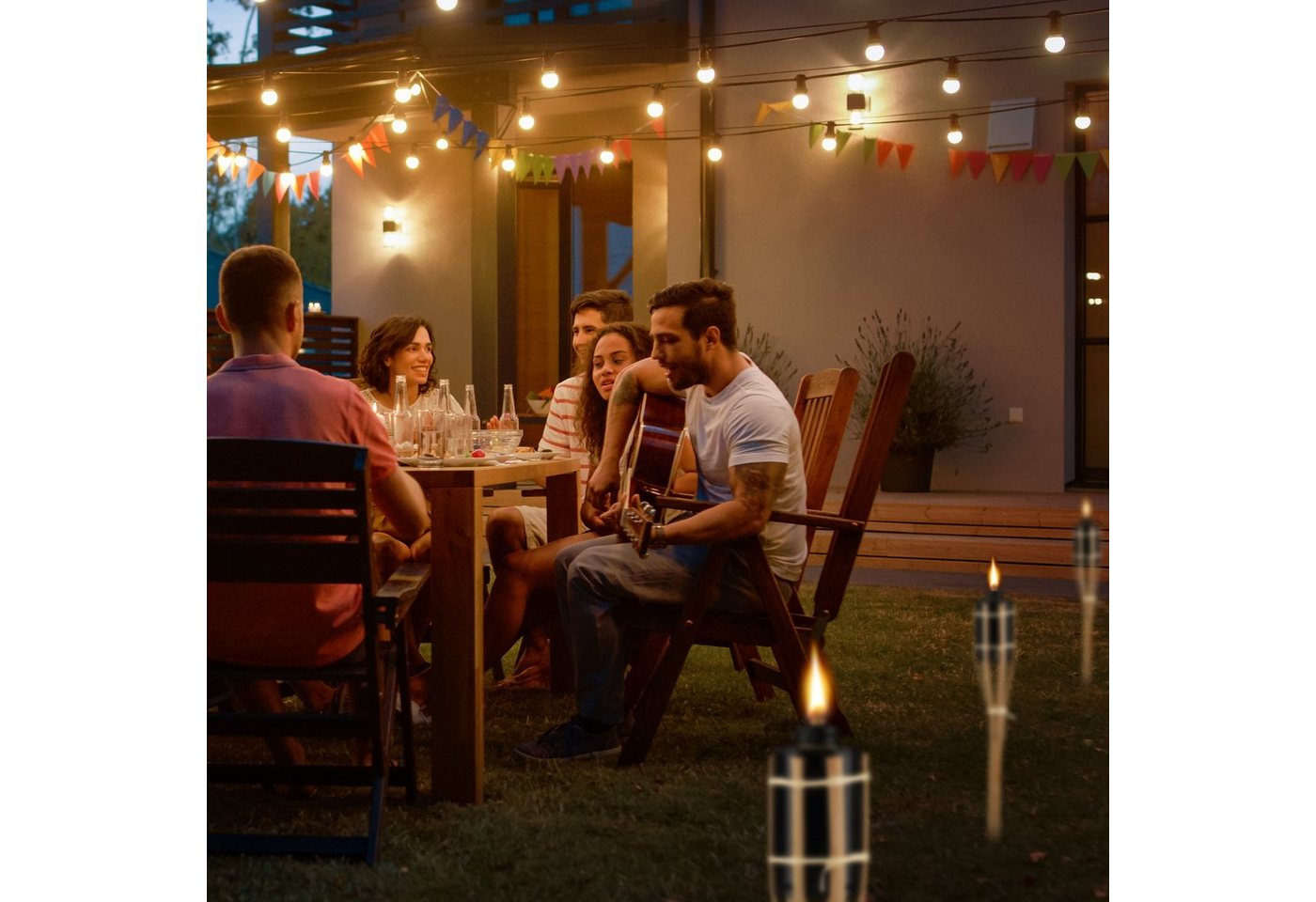 relaxdays Gartenfackel 10er Set Gartenfackeln Bambus, Dekorative, stimmungsvolle Außenbeleuchtung für Garten und Events, Fackelöl, Gelblich-oranges Licht – Bild 3 von 5