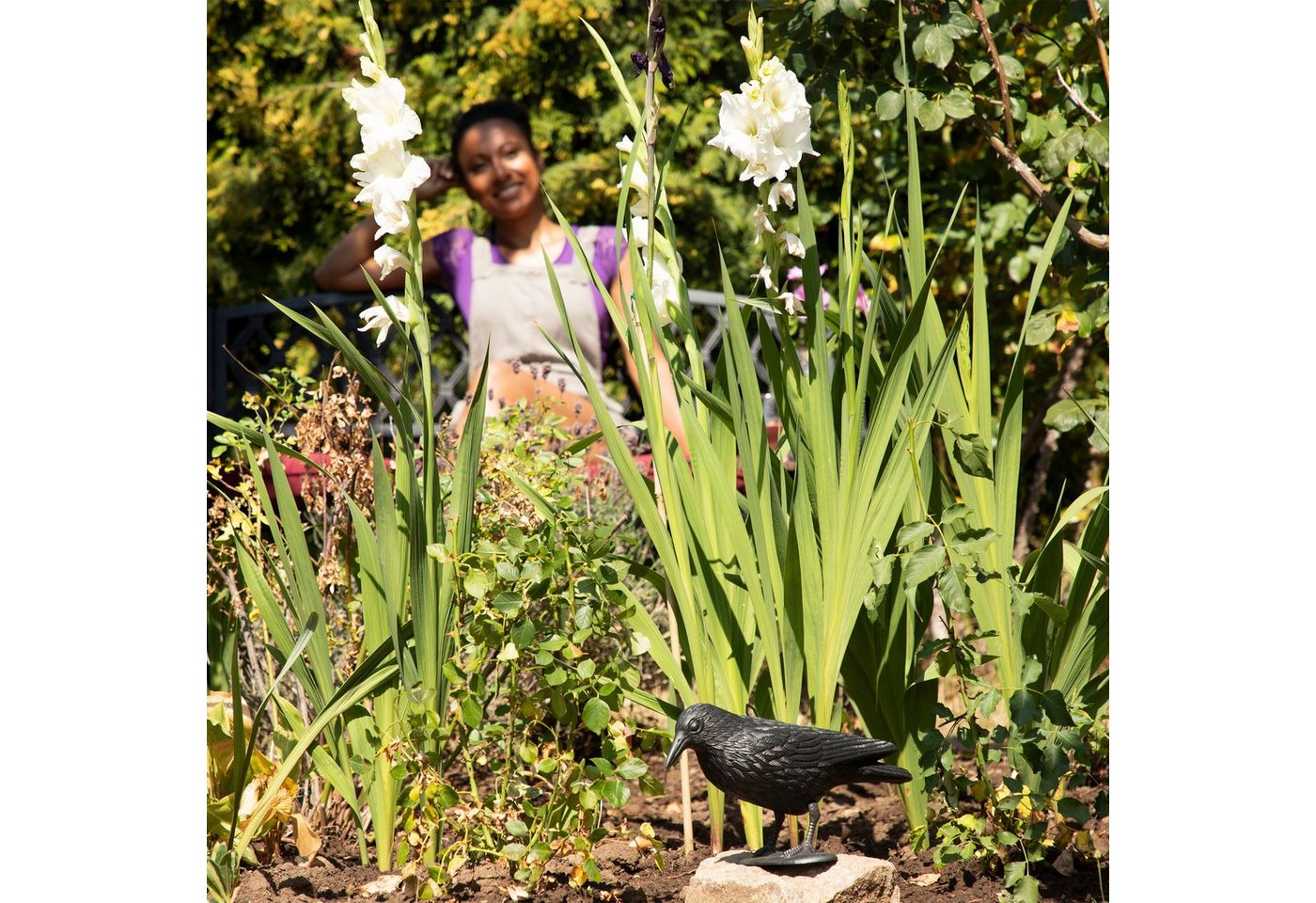relaxdays Gartenfigur 2x Taubenschreck Krähe sitzend, (1 St) – Bild 2 von 5