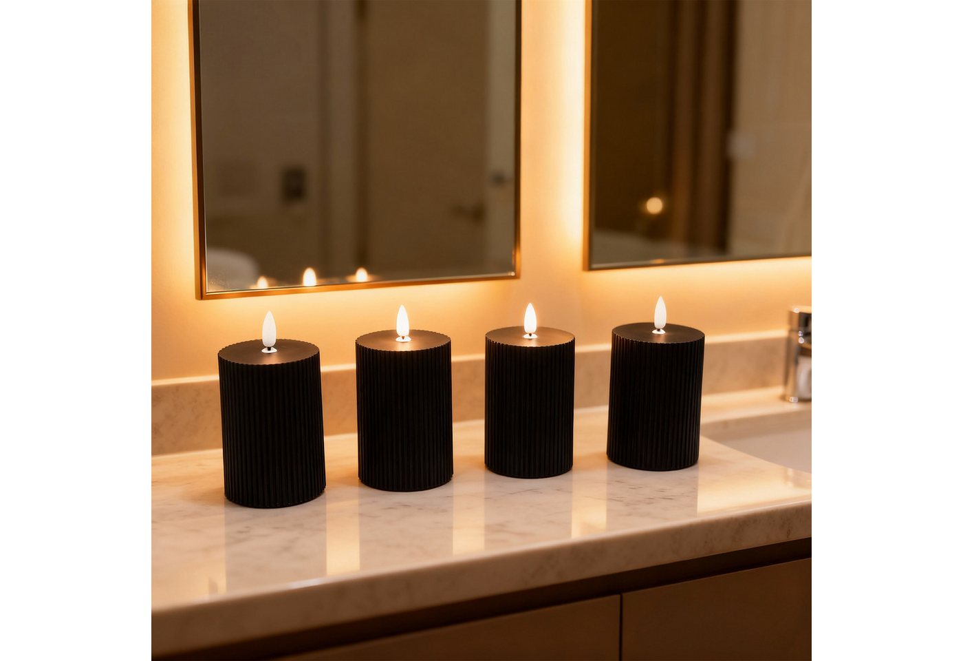 relaxdays LED-Kerze 4er Set 13 cm, Flackernde LED-Flamme, LED, Warmweiß, schwarz – Bild 2 von 5