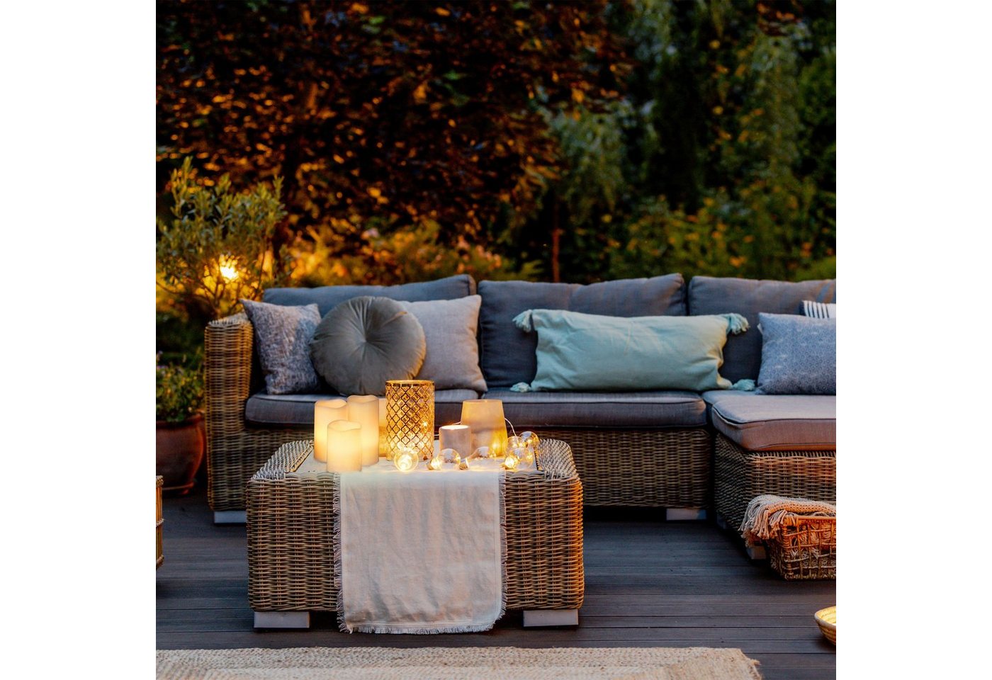 relaxdays LED-Kerze Echtwachs im 3er Set, LED, Warmweiß – Bild 5 von 5