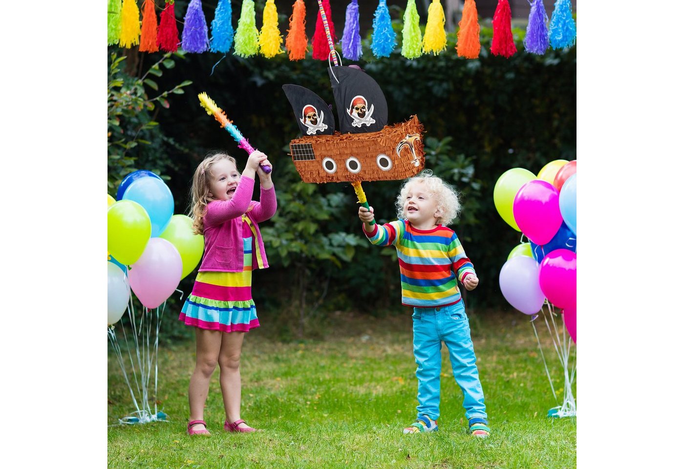 relaxdays Pinata Piratenschiff – Bild 3 von 5