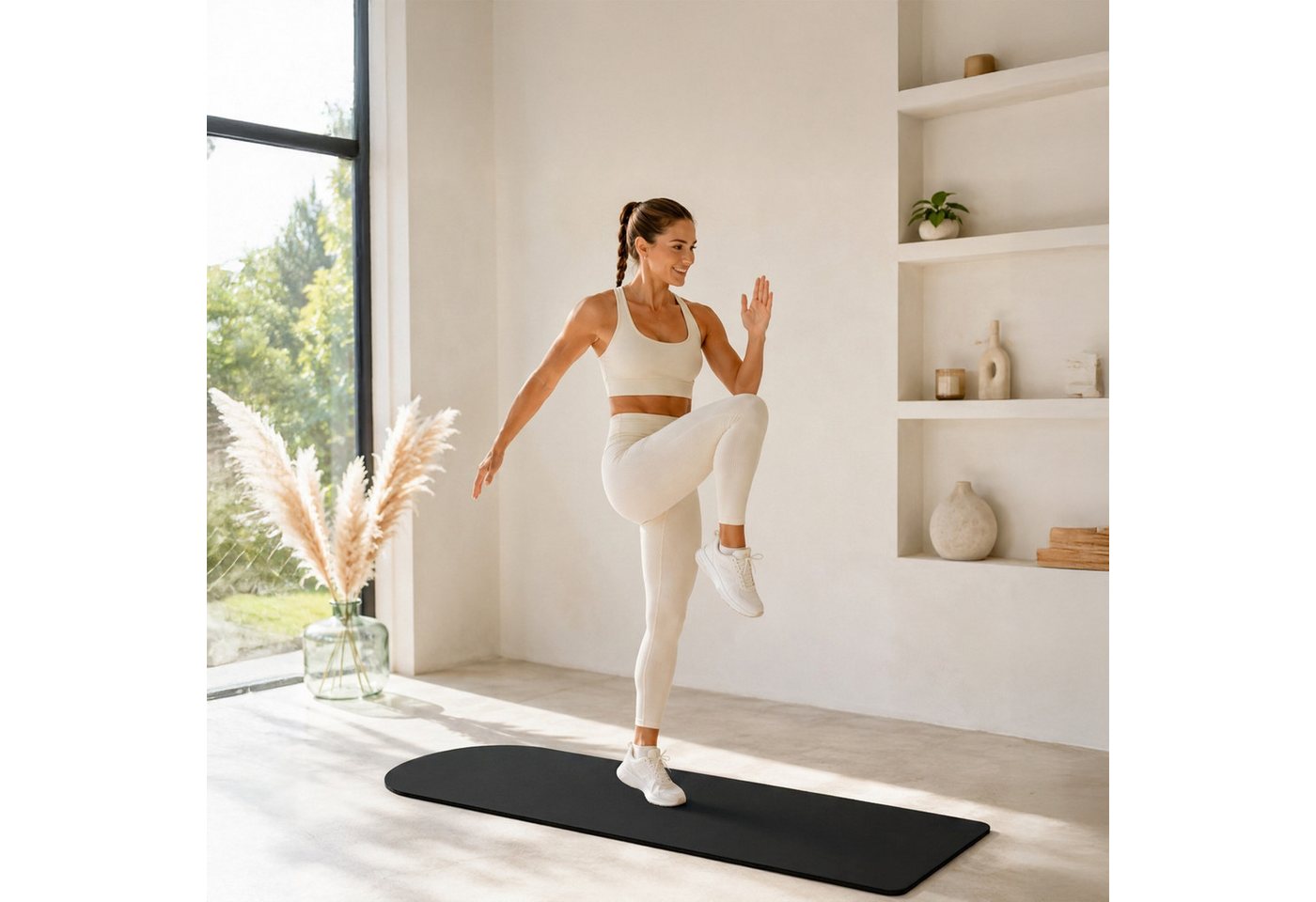 relaxdays Yogamatte mit Tragegurt 5 mm (2-St), schwarz – Bild 3 von 5