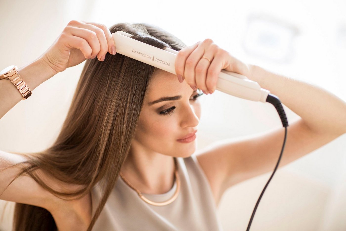 Remington Glätteisen PROluxe, S9100, Haarglätter Ultimate-Glide-Keramik-Beschichtung, OPTIheat-Technologie für schonendes Styling – Bild 2 von 5