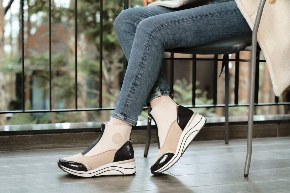 Remonte Keilsneaker Casual-Boots, Stiefelette, Plateauboots mit Lite´n Soft Ausstattung – Bild 3 von 5