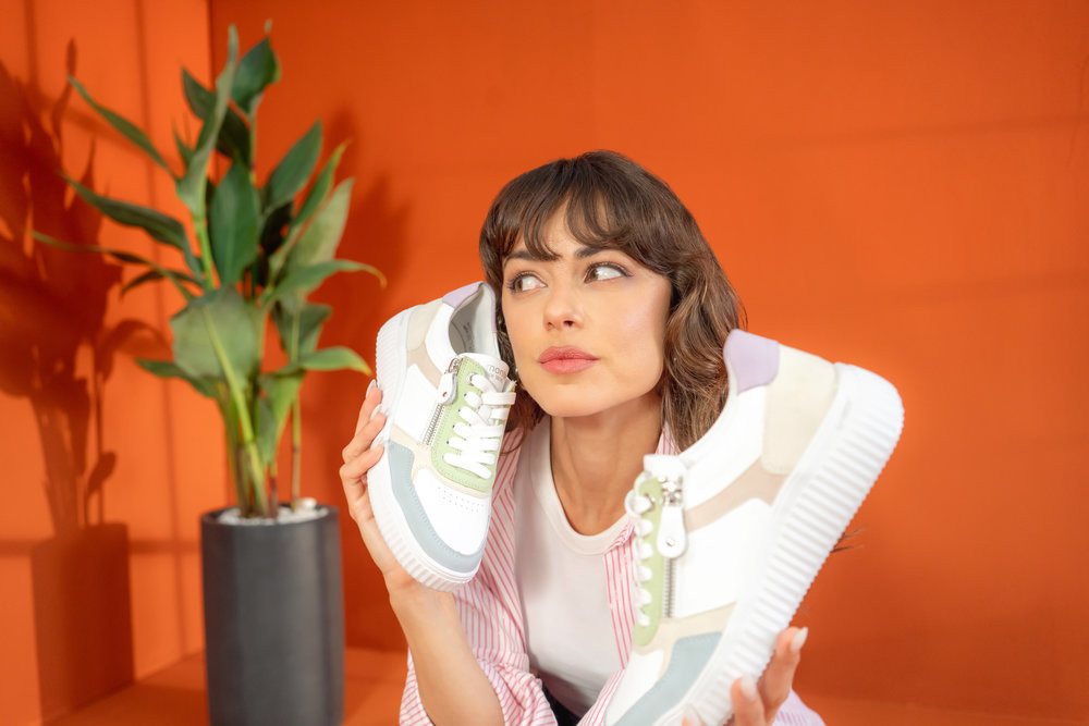 Remonte Plateausneaker Schnürschuh, Halbschuh, Freizeitsneaker mit Schaftrandpolsterung – Bild 2 von 5