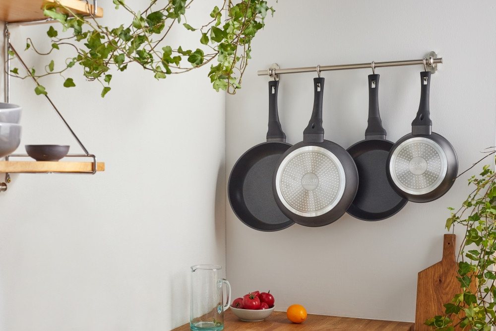 RESTO Kitchenware Pfannen-Set Sagitta, antihaftbeschichtet und spülmaschinenfest, Aluminium (Set, 3-tlg., 1x Bratpfanne Ø 20, 1x Bratpfanne Ø 24, 1x Bratpfanne  – Bild 2 von 5