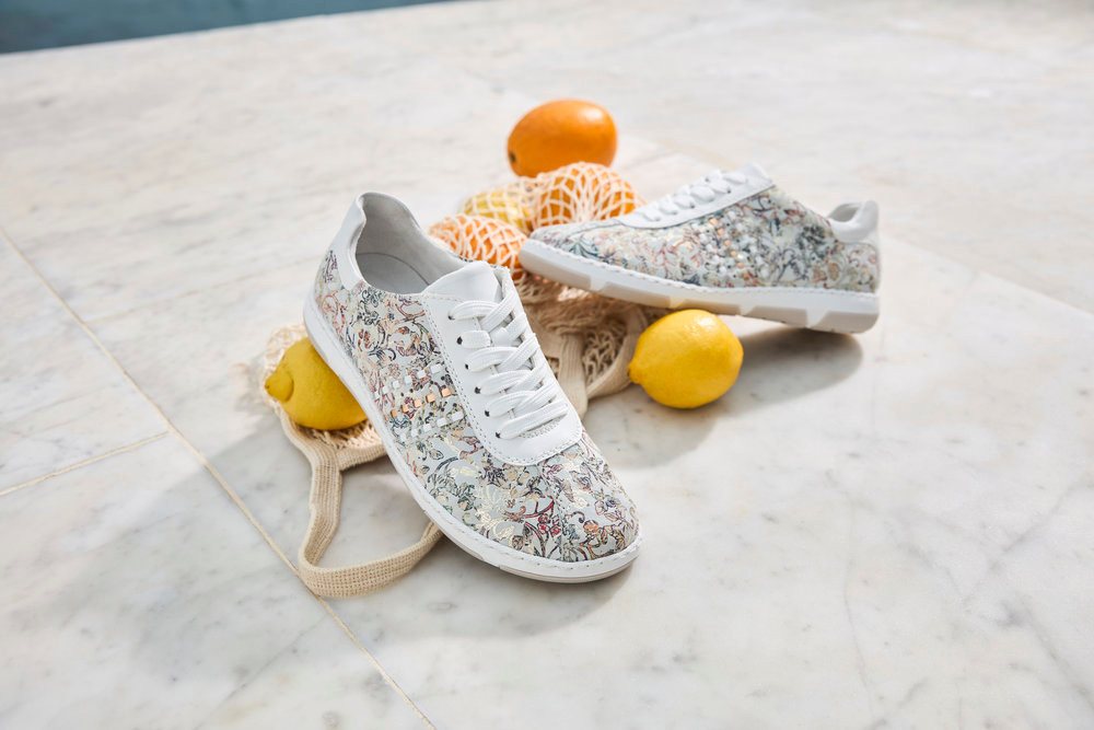 Rieker Sneaker Schnürschuh, Halbschuh, Freizeitsneaker mit floraler Musterung – Bild 3 von 5
