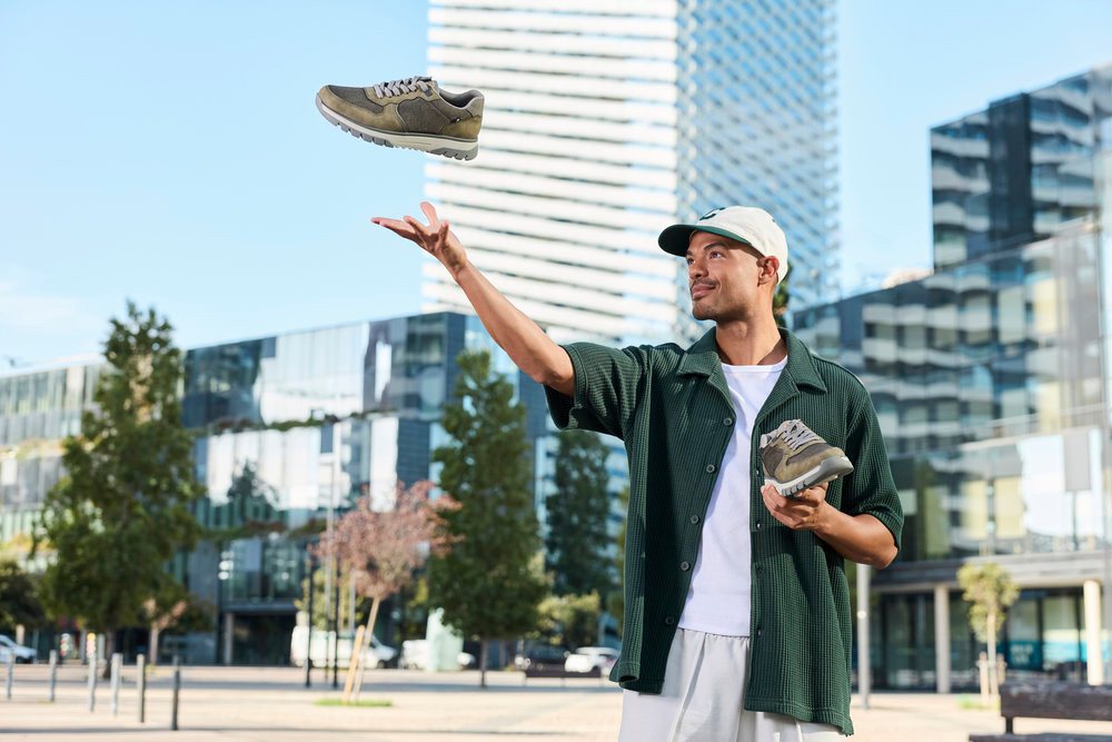 Rieker Sneaker Schnürschuh, Halbschuh, Freizeitsneaker mit Profilsohle – Bild 3 von 5