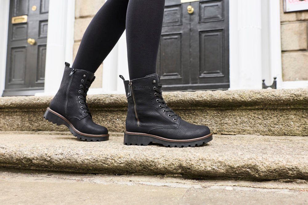 Rieker Winterboots Schnürboots, Schnürstiefelette, Winterstiefelette mit Warmfutter – Bild 3 von 5