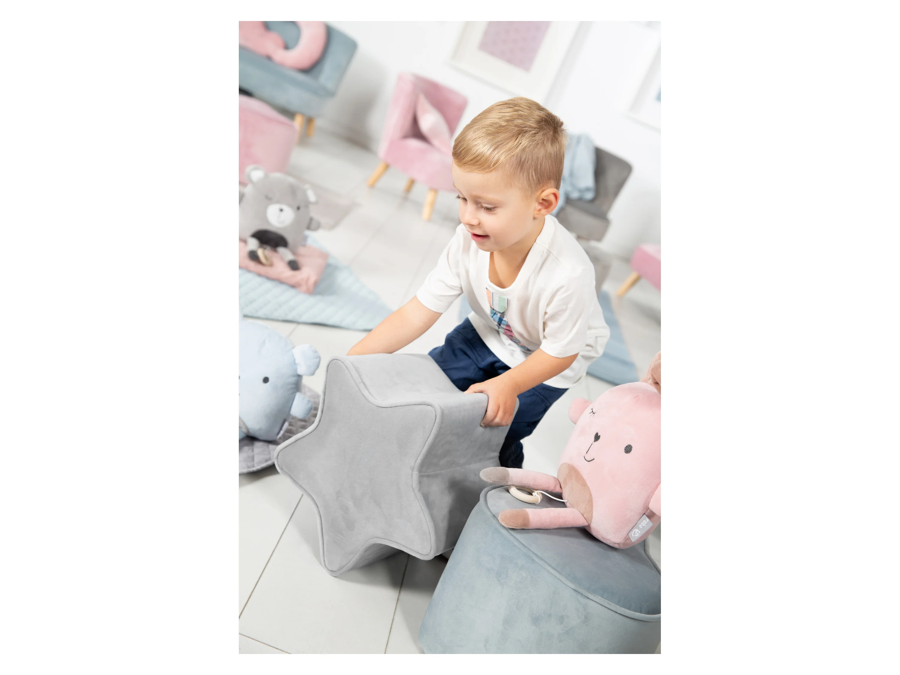 Roba Kinderhocker in Sternform – Bild 2 von 4