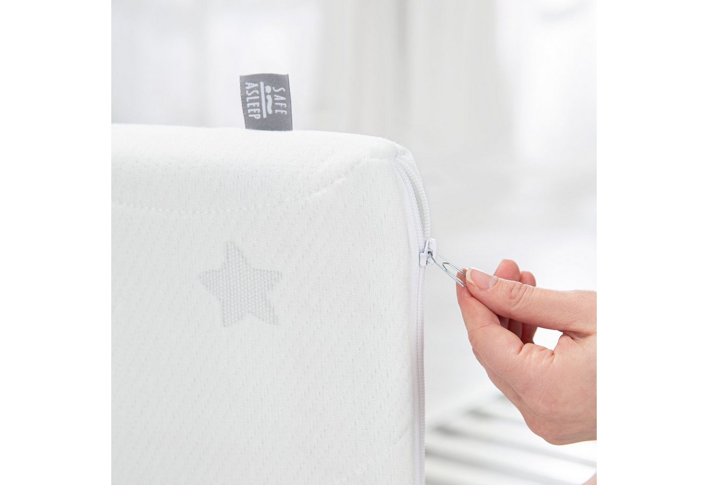 Laufgitter-Matratze safe asleep®, roba®, 4 cm hoch, für 6-eckige Laufgitter – Bild 4 von 5