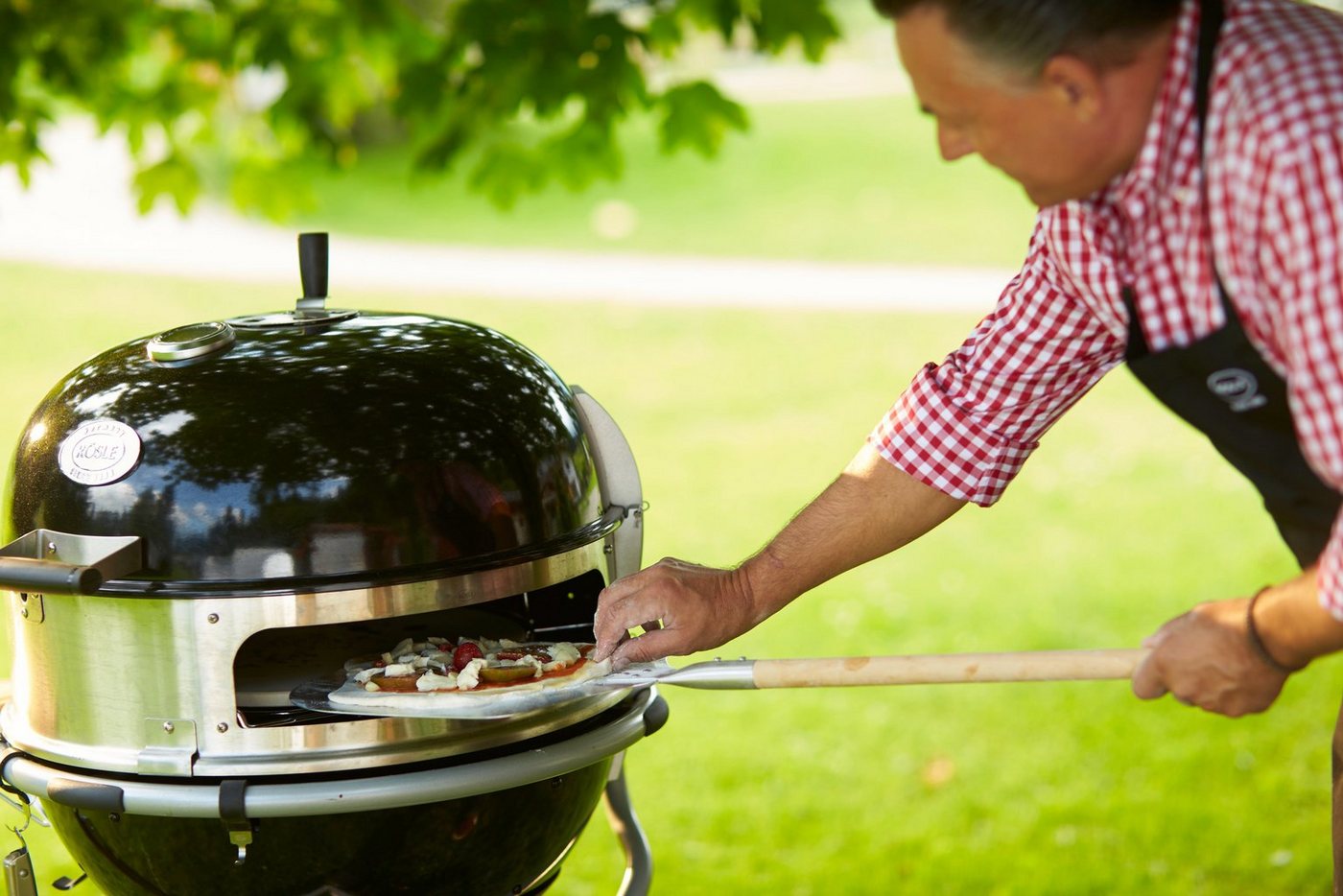 RÖSLE Grillerweiterung Gourmetring, für Kugelgrills Ø: 60 cm, 25047, Edelstahlring für Drehspieß und Zubereitung von Pizzas – Bild 4 von 5