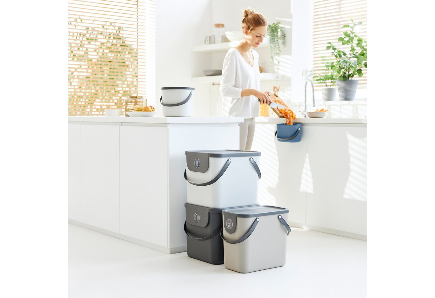 ROTHO Biomülleimer Albula 2er-Set Komposteimer 6l – kompakte Müllbehälter ideal für Küche, Stapelbar, mit Griff & Deckel – 6 l Recycling-Set für jeden Raum – Bild 5 von 5