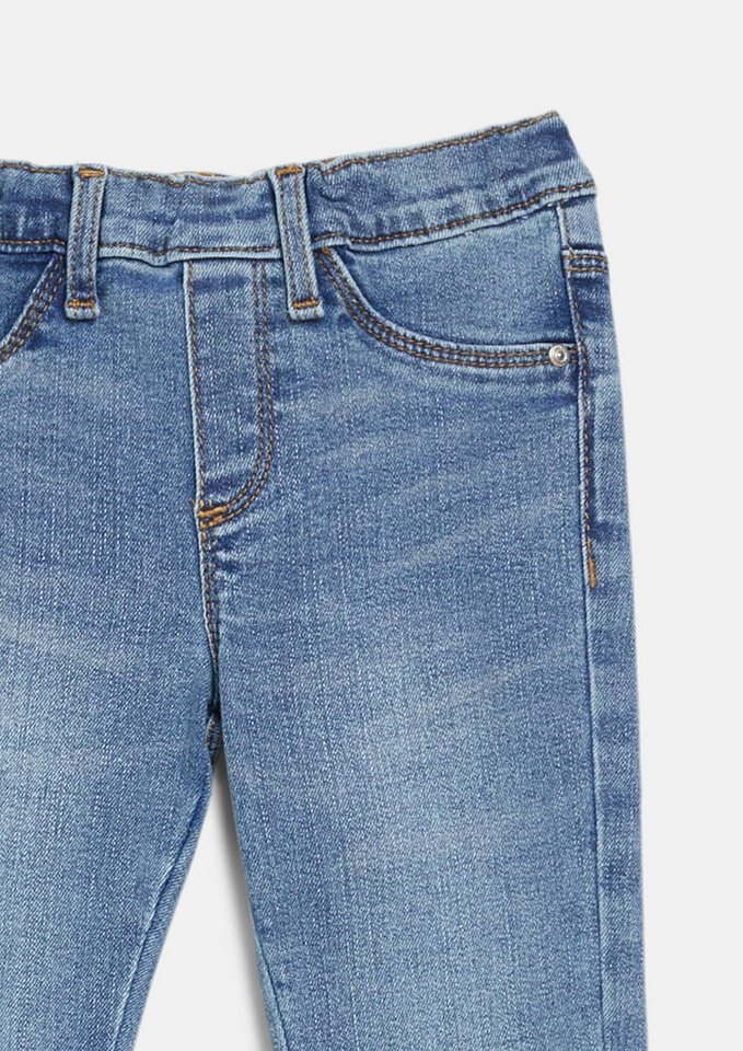 s.Oliver Bootcut-Jeans Jeans-Hose BETSY Jeans BETSY / Regular Fit / Mid Rise / Flared Leg – Bild 4 von 4