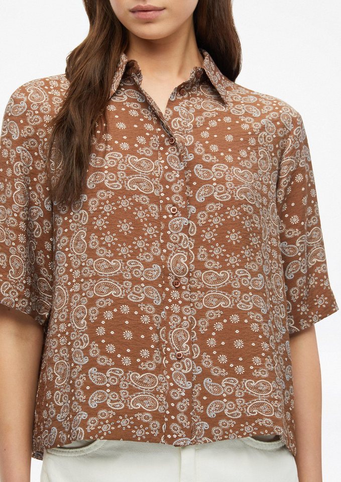 s.Oliver Kurzarmbluse Bluse Strukturierte Viskosemix-Bluse im Boxy Fit – Bild 4 von 5