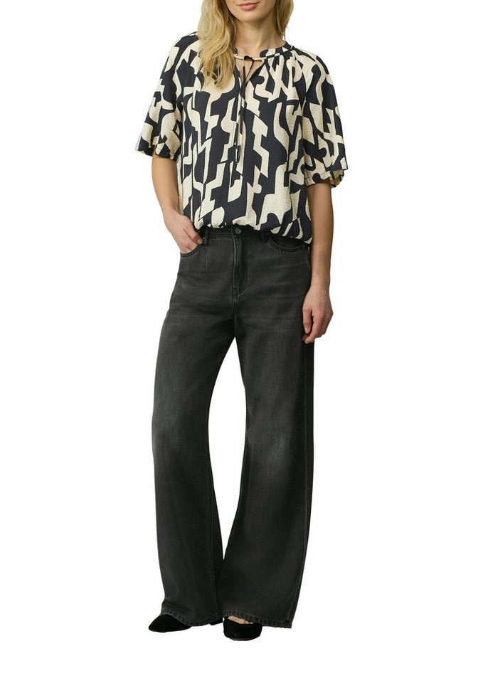 s.Oliver Kurzarmbluse mit All-Over Print – Bild 3 von 4