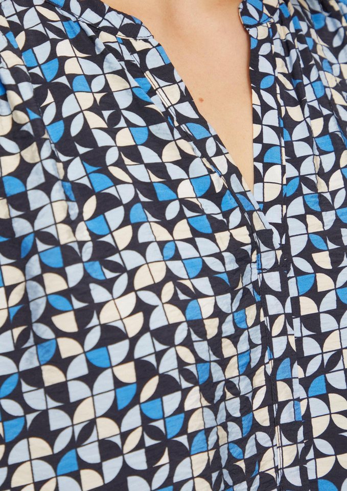 s.Oliver Langarmbluse Bluse Strukturierte Bluse aus Viskosemix – Bild 4 von 5