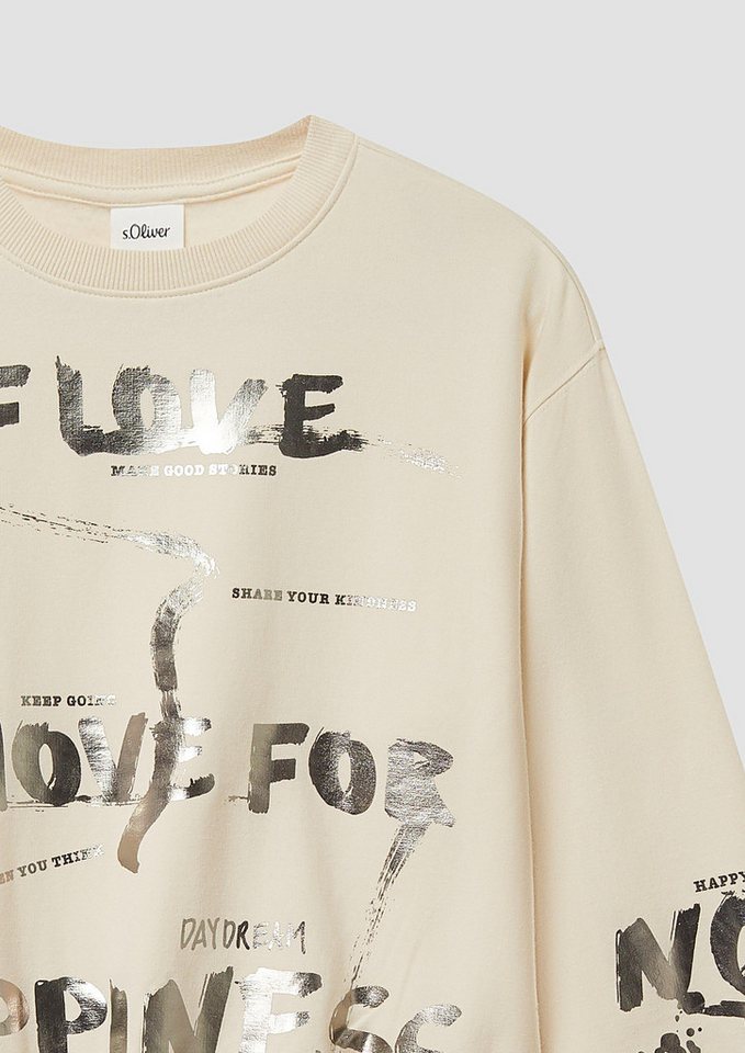 s.Oliver Sweatshirt Sweatshirt Kuscheliges Oversize Sweatshirt mit Folienprint – Bild 4 von 4
