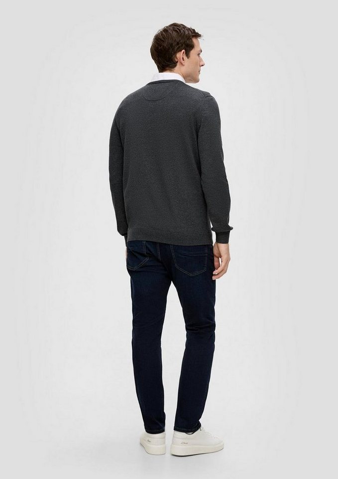 s.Oliver V-Ausschnitt-Pullover Pullover (1-tlg) V-Ausschnitt, langarm, Logo-Stickerei – Bild 5 von 5