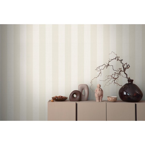 s.Oliver Vliestapete Streifen Tapete, Farbe Beige Creme, strukturiert, längsgestreift, (1 St), skandinavische Wandtapete Vintage für Wohnzimmer, Küche, Landhaus