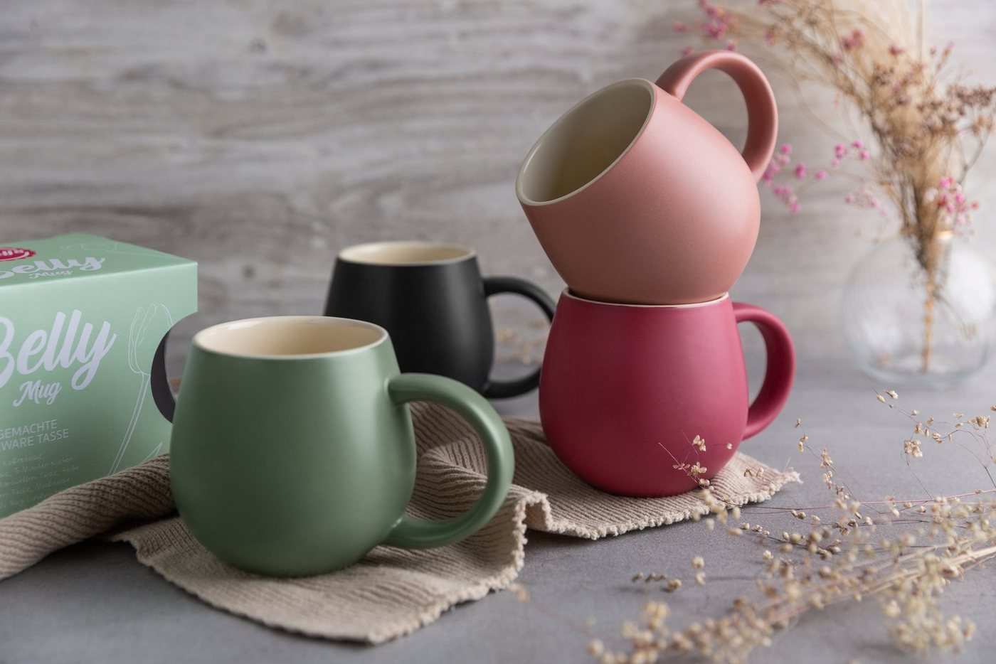 Sallys Tasse Belly Mug, handgemacht aus 400 ml, langer Wärmespeicher durch 100 % Steingut – Bild 4 von 5